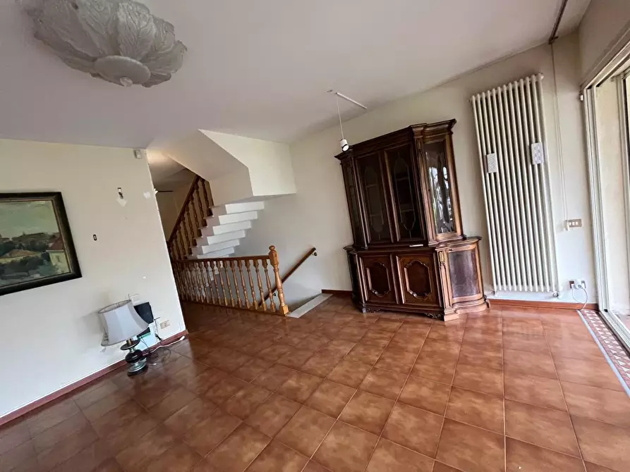 Immagine 26 di Casa semindipendente in vendita  a Ortonovo