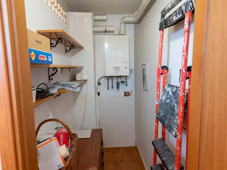 Immagine 22 di Casa semindipendente in vendita  a Ortonovo