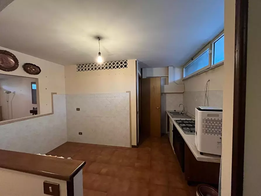 Immagine 23 di Casa semindipendente in vendita  a Ortonovo