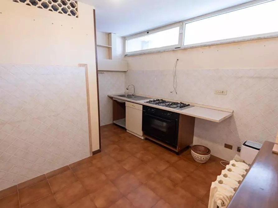 Immagine 21 di Casa semindipendente in vendita  a Ortonovo