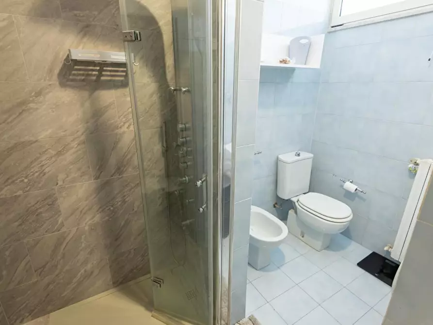 Immagine 42 di Casa semindipendente in vendita  a Ortonovo