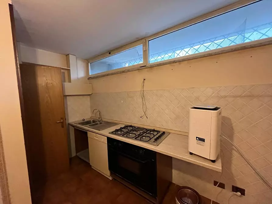 Immagine 25 di Casa semindipendente in vendita  a Ortonovo