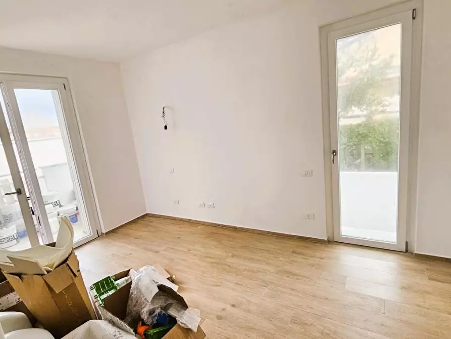 Immagine 22 di Appartamento in vendita  a Massa