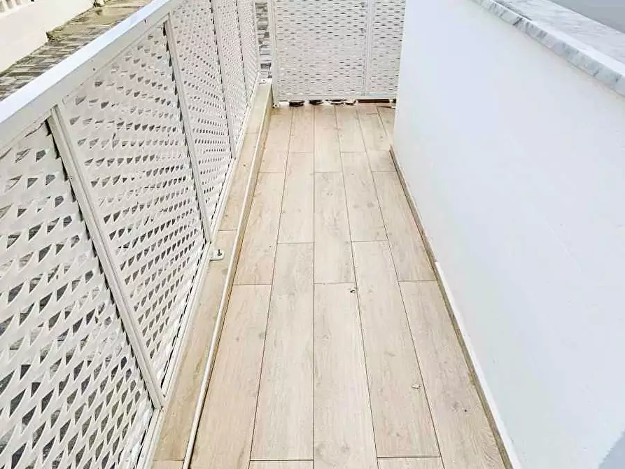 Immagine 30 di Appartamento in vendita  a Massa