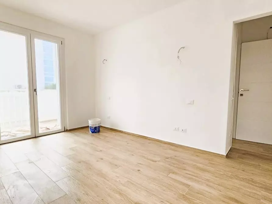 Immagine 16 di Appartamento in vendita  a Massa