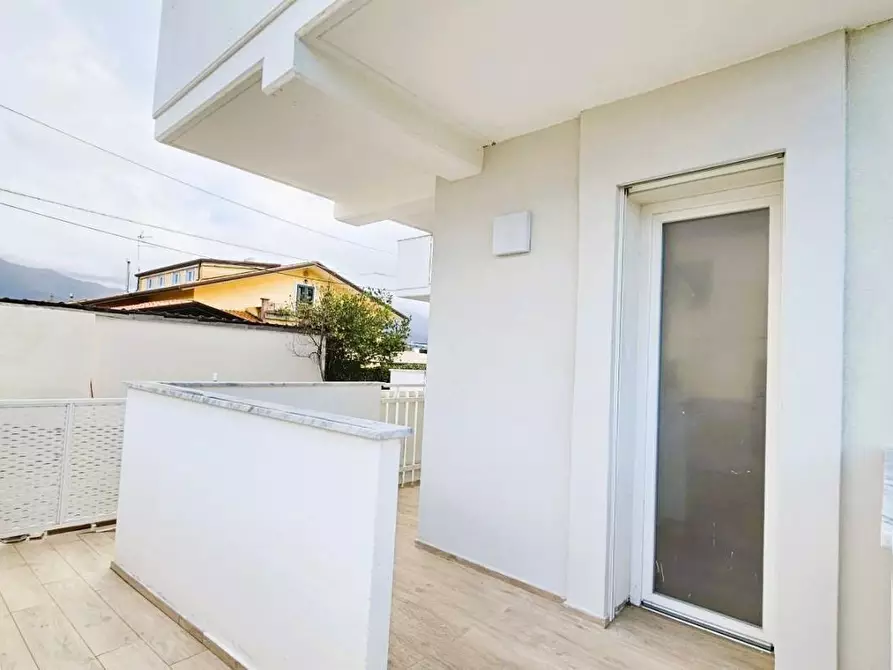 Immagine 29 di Appartamento in vendita  a Massa