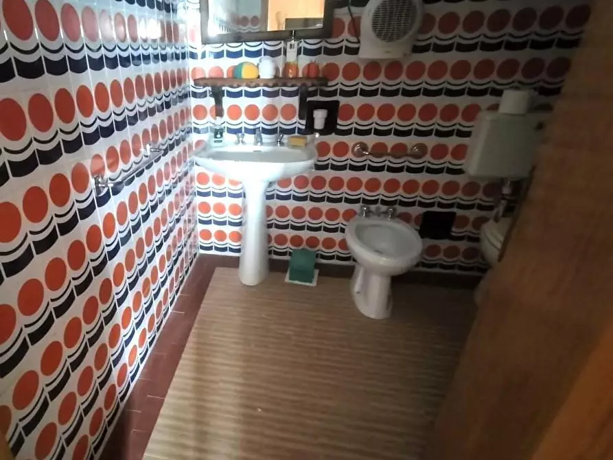 Immagine 24 di Villetta a schiera in vendita  a Zeri