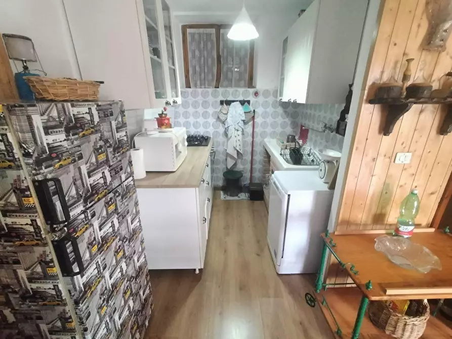 Immagine 29 di Villetta a schiera in vendita  a Zeri