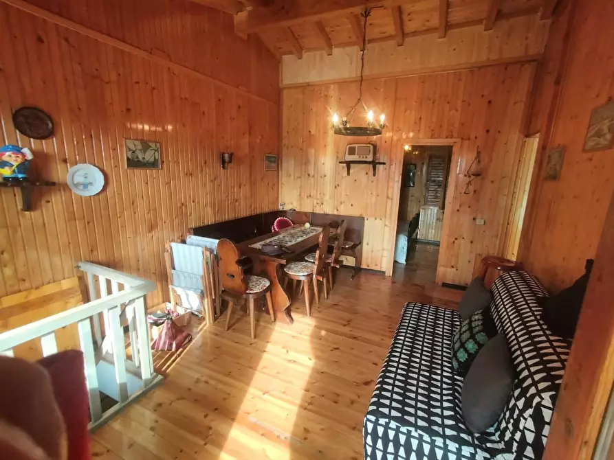 Immagine 38 di Villetta a schiera in vendita  a Zeri