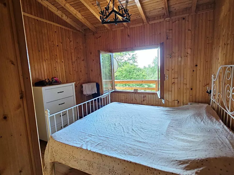 Immagine 7 di Villetta a schiera in vendita  a Zeri