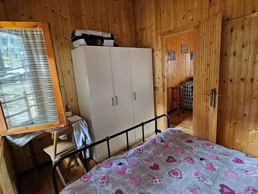 Immagine 5 di Villetta a schiera in vendita  a Zeri