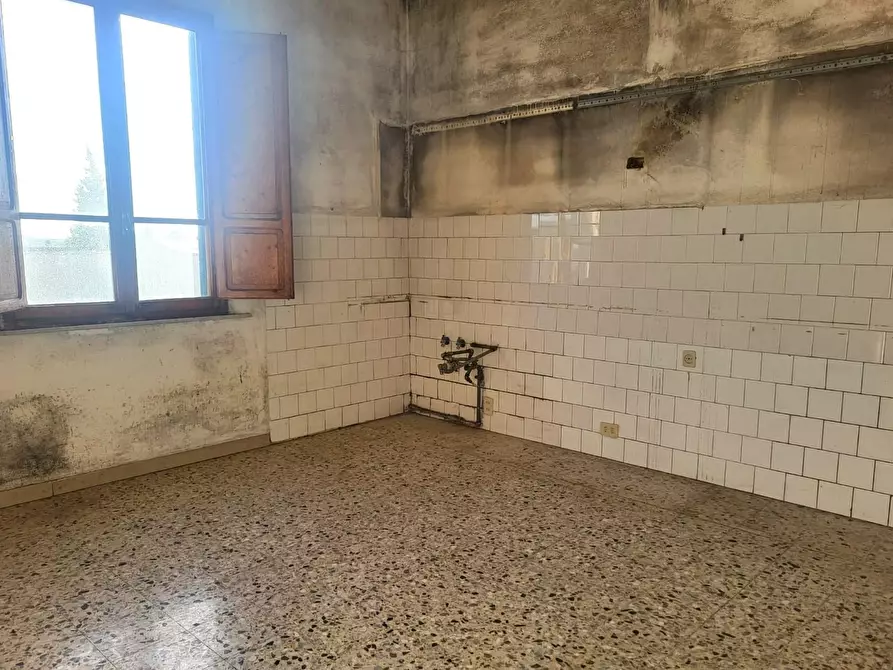 Immagine 4 di Appartamento in vendita  a Pontedera