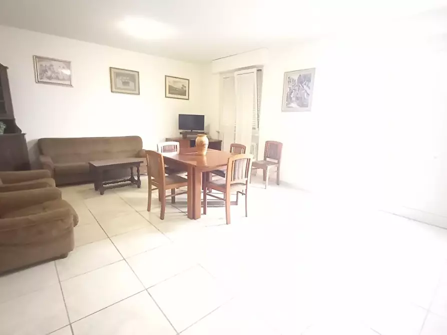 Immagine 5 di Casa bifamiliare in affitto  a Camaiore