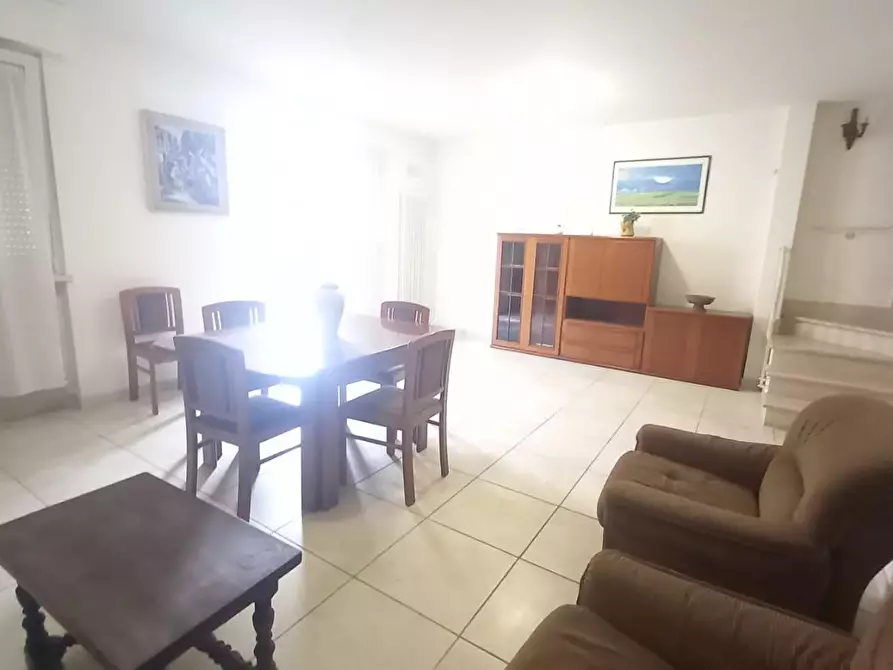 Immagine 4 di Casa bifamiliare in affitto  a Camaiore