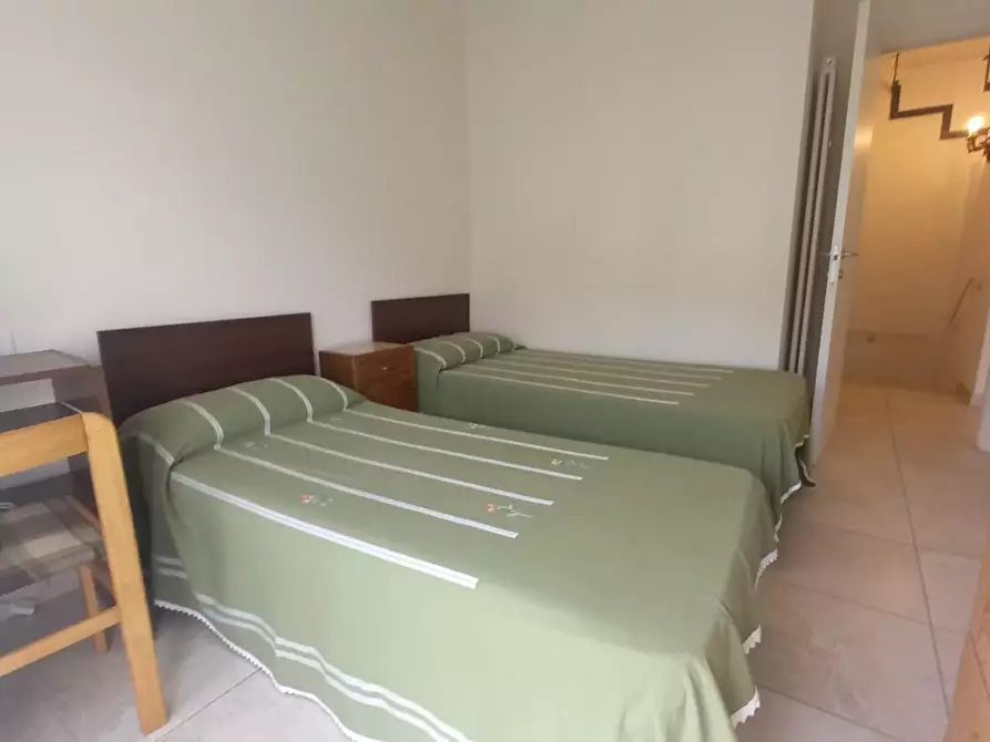 Immagine 24 di Casa bifamiliare in affitto  a Camaiore