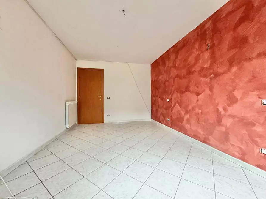 Immagine 17 di Appartamento in vendita  a Ponsacco