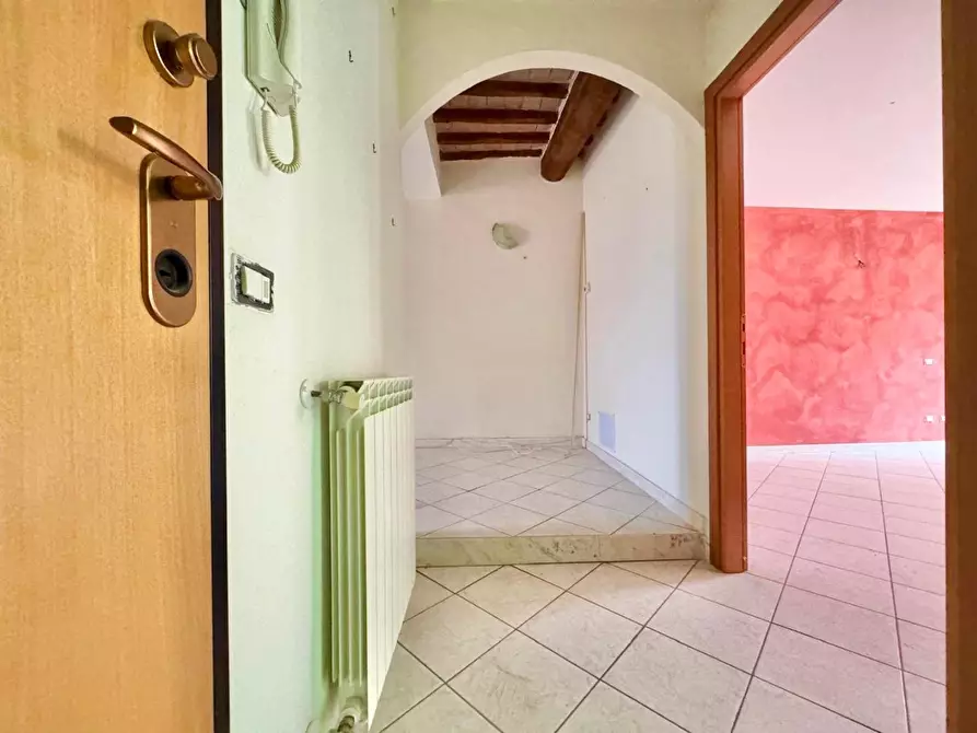 Immagine 10 di Appartamento in vendita  a Ponsacco