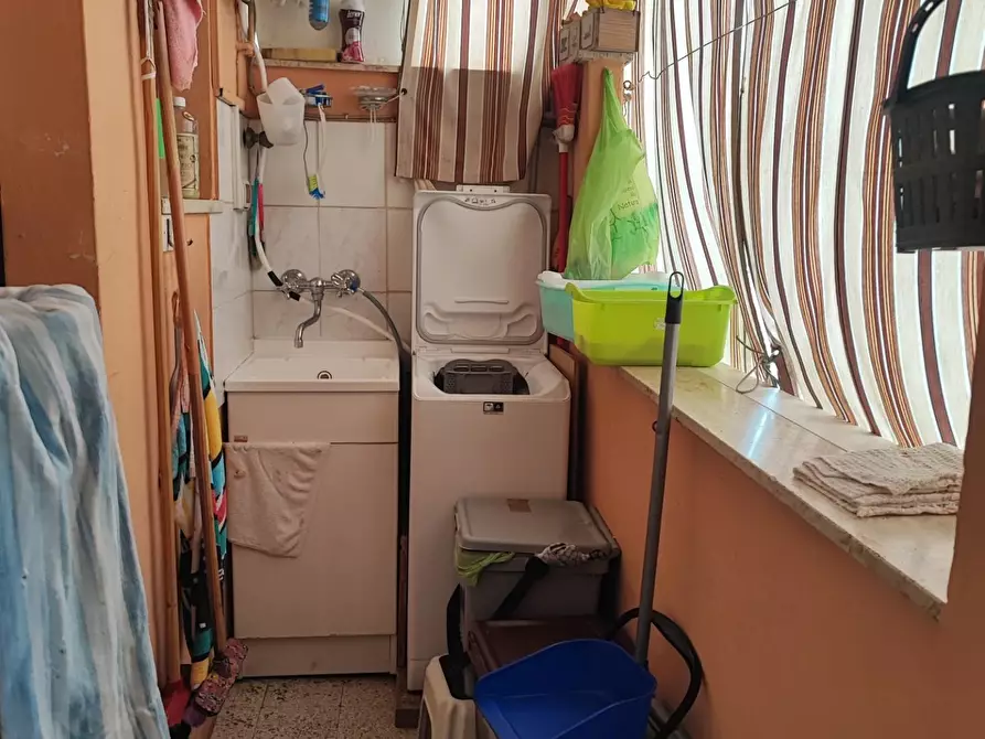 Immagine 3 di Appartamento in vendita  a Viareggio