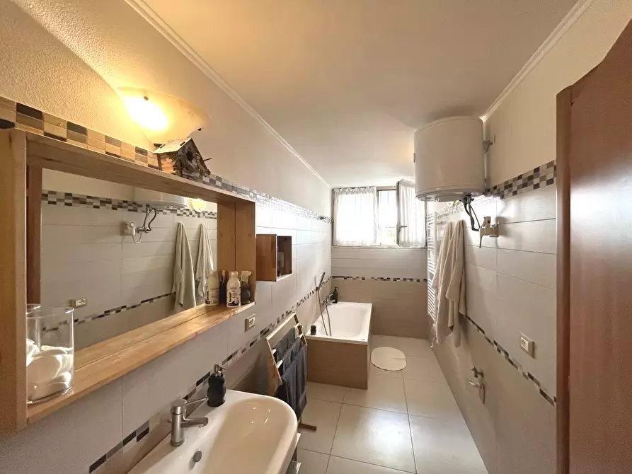 Immagine 18 di Appartamento in vendita  a San Vincenzo