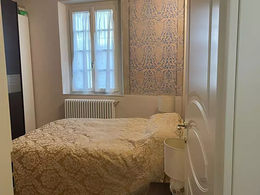 Immagine 12 di Appartamento in vendita  a Lucca