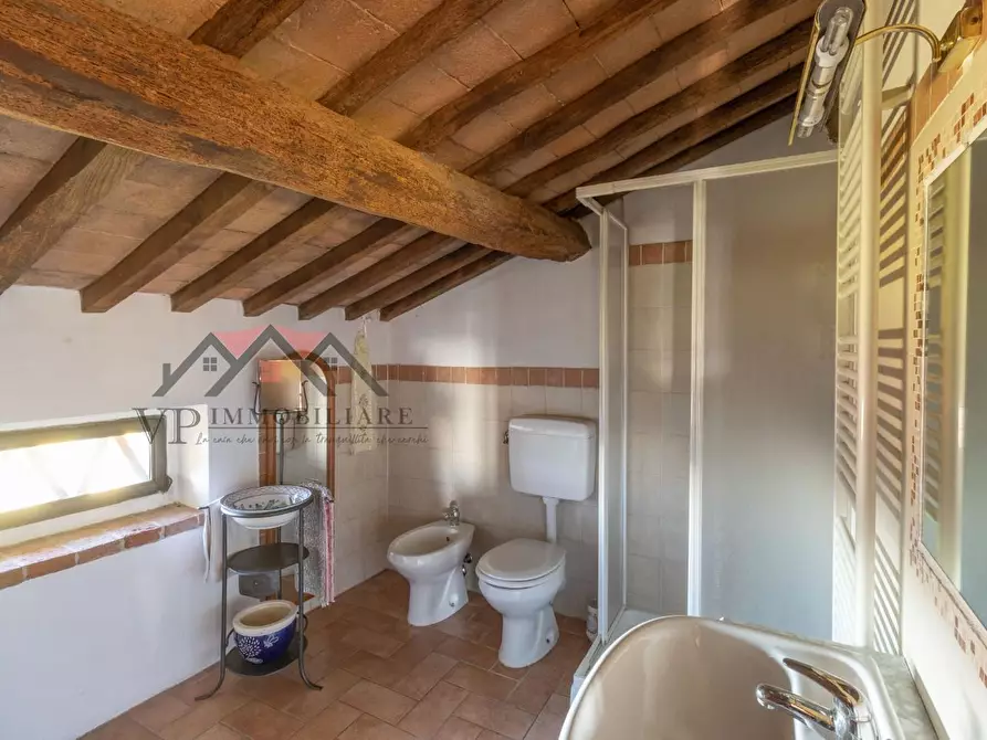 Immagine 24 di Casa indipendente in vendita  a Radicondoli