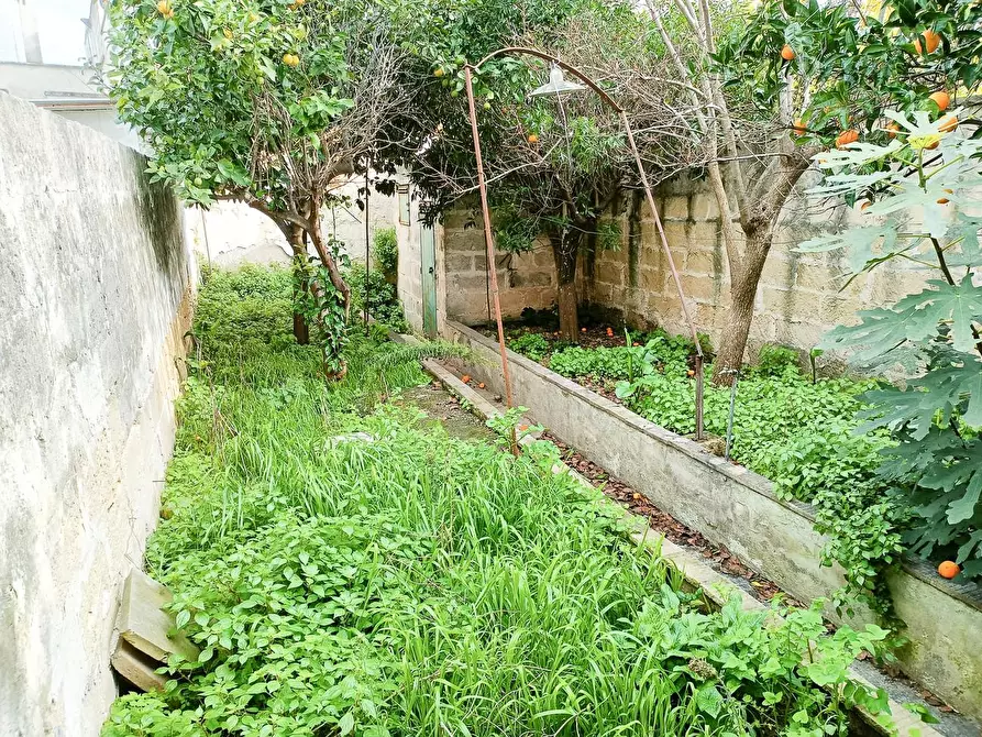 Immagine 24 di Casa semindipendente in vendita  a Lizzanello
