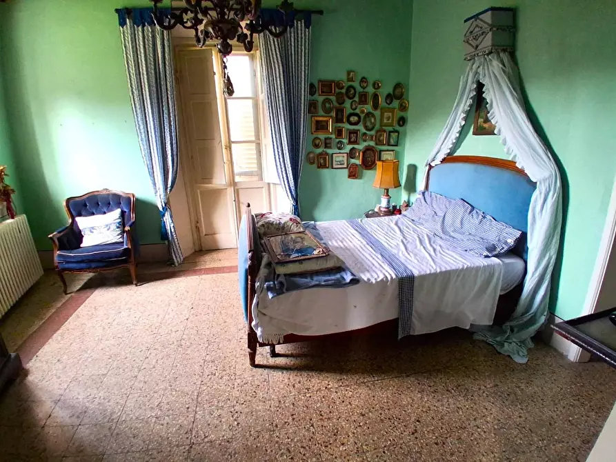 Immagine 18 di Villa in vendita  a Capannori