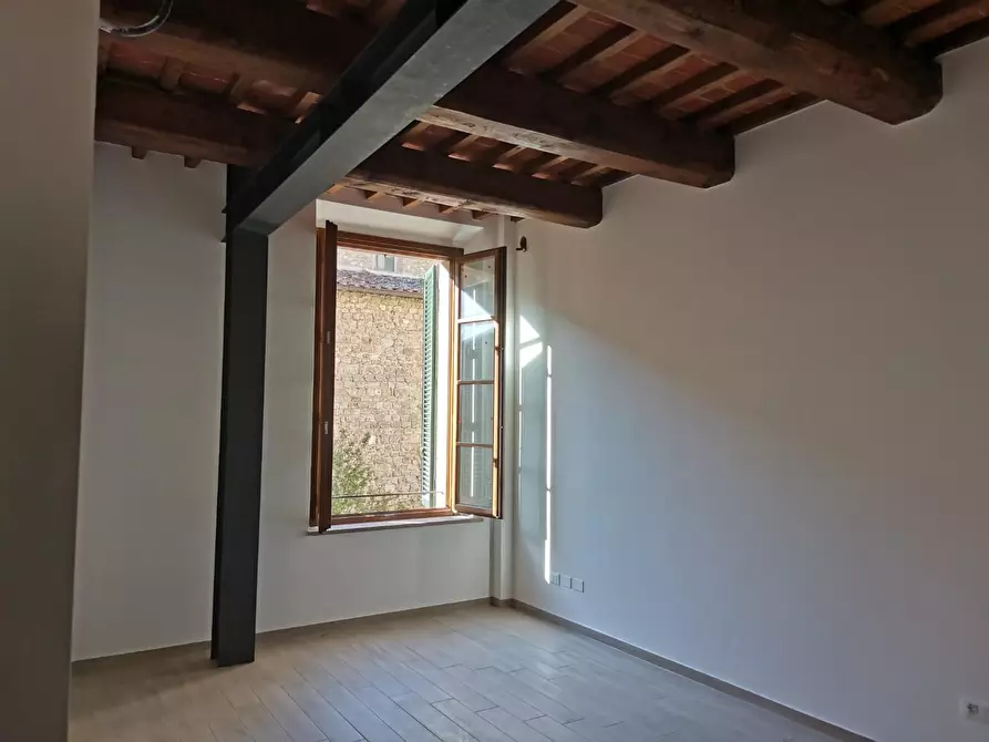 Immagine 2 di Appartamento in vendita  a Colle Di Val D'elsa