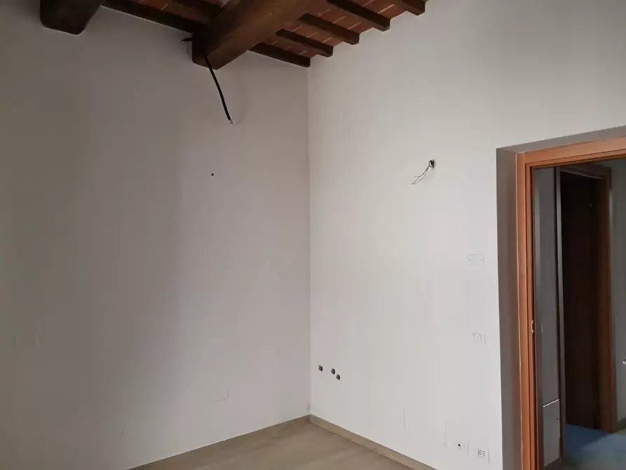 Immagine 9 di Appartamento in vendita  a Colle Di Val D'elsa