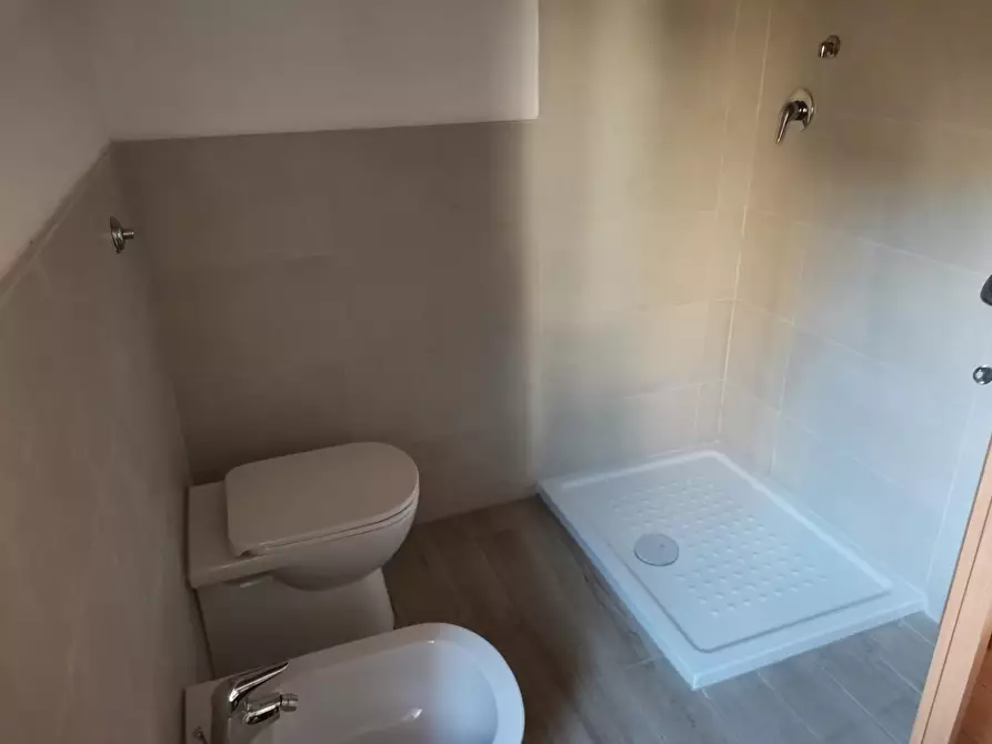 Immagine 10 di Appartamento in vendita  a Colle Di Val D'elsa