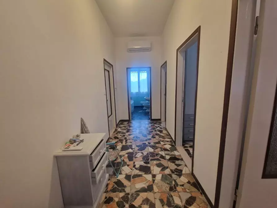 Immagine 16 di Villa in affitto  a Rosignano Marittimo