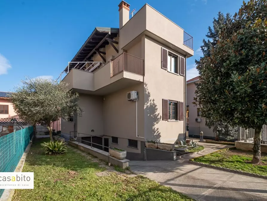 Immagine 2 di Appartamento in vendita  a Abbiategrasso