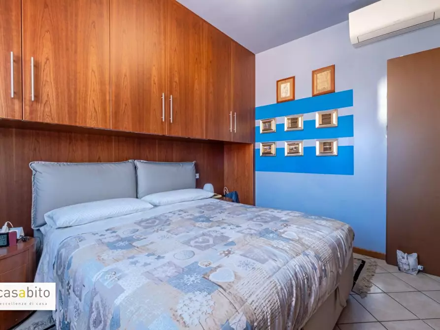 Immagine 17 di Appartamento in vendita  a Abbiategrasso