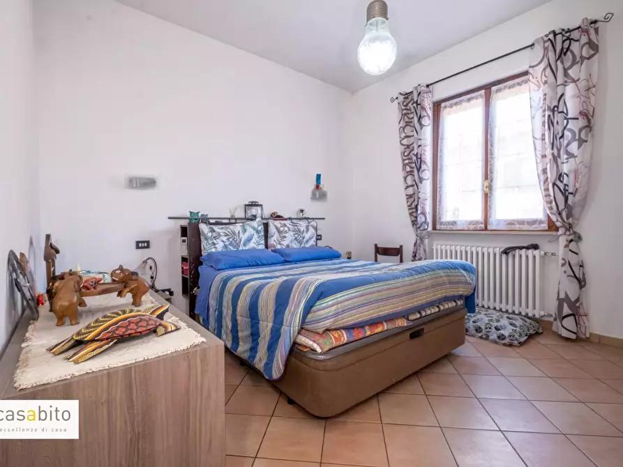 Immagine 37 di Villa in vendita  a Abbiategrasso