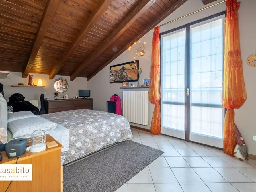 Immagine 23 di Villa in vendita  a Abbiategrasso