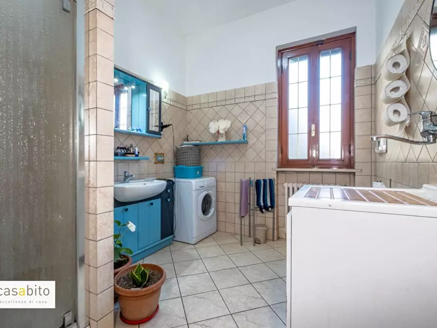 Immagine 36 di Villa in vendita  a Abbiategrasso