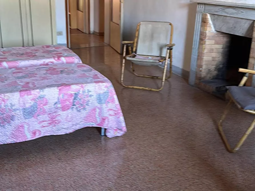 Immagine 12 di Appartamento in vendita  a Pisa