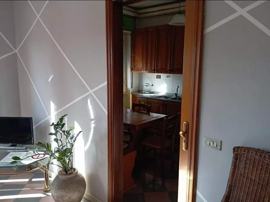 Immagine 12 di Appartamento in vendita  a Carrara