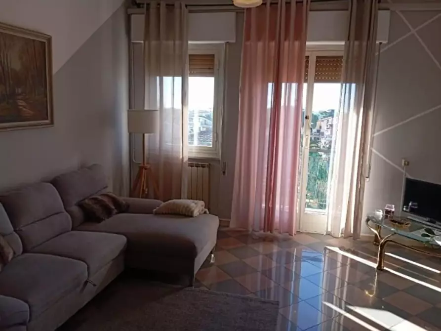 Immagine 9 di Appartamento in vendita  a Carrara