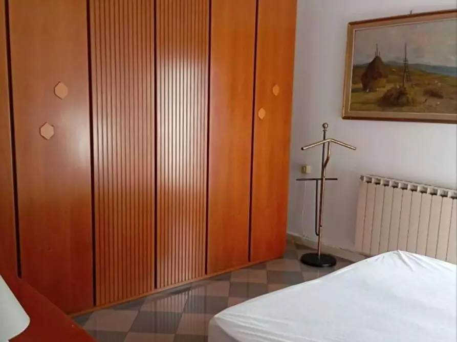 Immagine 14 di Appartamento in vendita  a Carrara