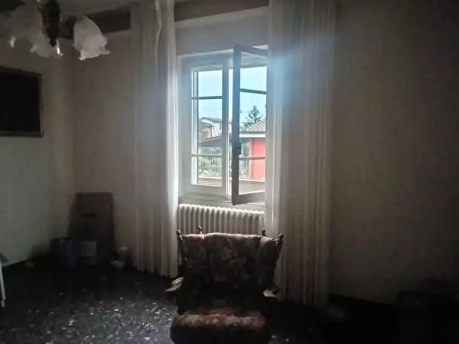 Immagine 21 di Casa bifamiliare in vendita  a Massa