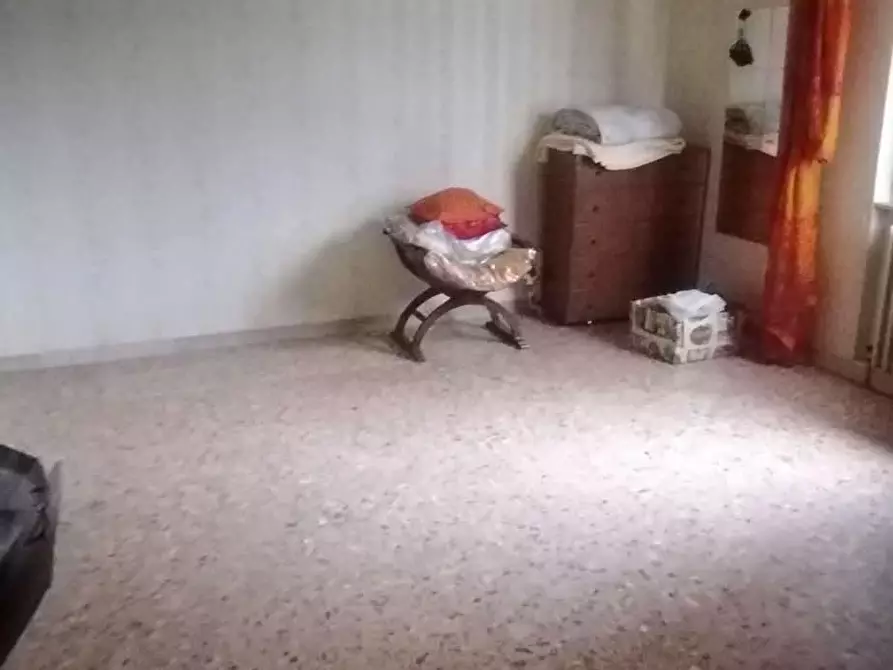 Immagine 20 di Casa bifamiliare in vendita  a Massa