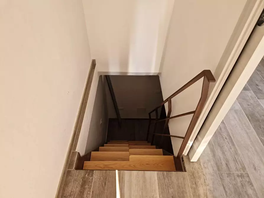 Immagine 9 di Appartamento in vendita  a Rosignano Marittimo