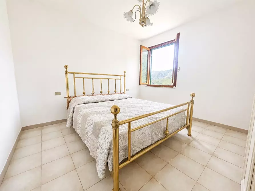 Immagine 15 di Casa indipendente in vendita  a Levanto