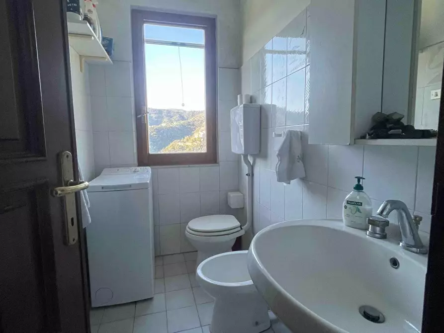 Immagine 24 di Casa indipendente in vendita  a Levanto