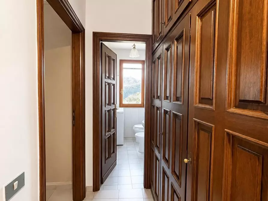 Immagine 13 di Casa indipendente in vendita  a Levanto