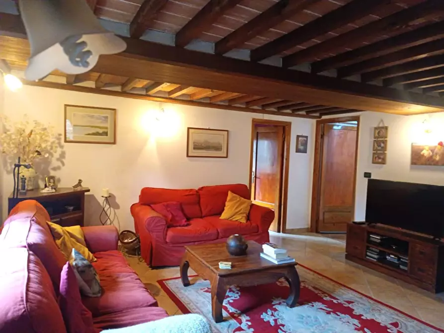 Immagine 8 di Casa indipendente in vendita  a Barga
