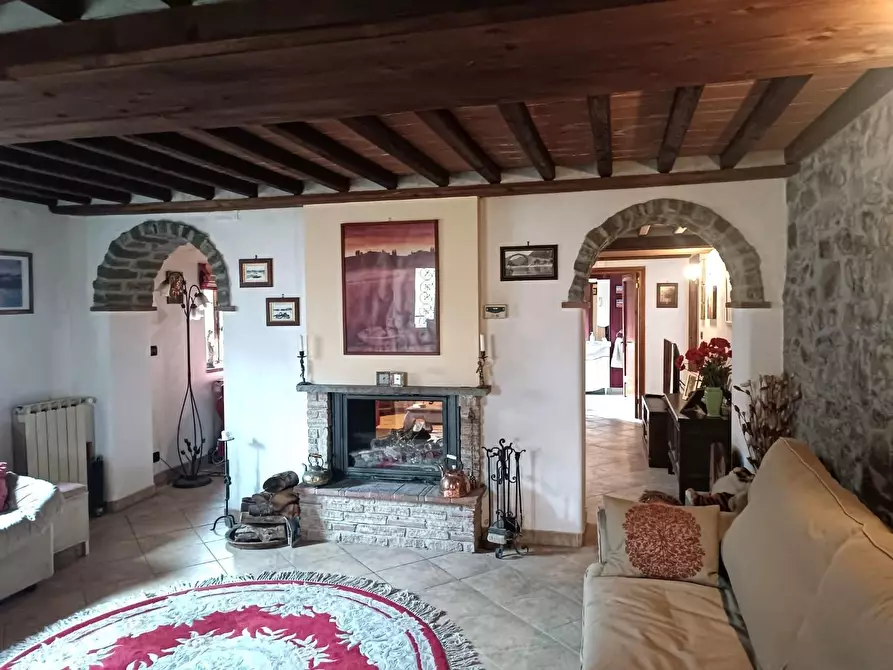 Immagine 9 di Casa indipendente in vendita  a Barga