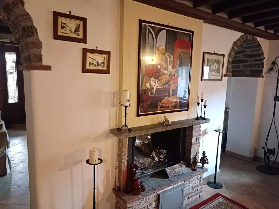 Immagine 13 di Casa indipendente in vendita  a Barga