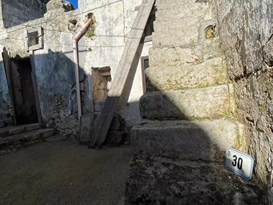 Immagine 37 di Rustico / casale in vendita  a Specchia